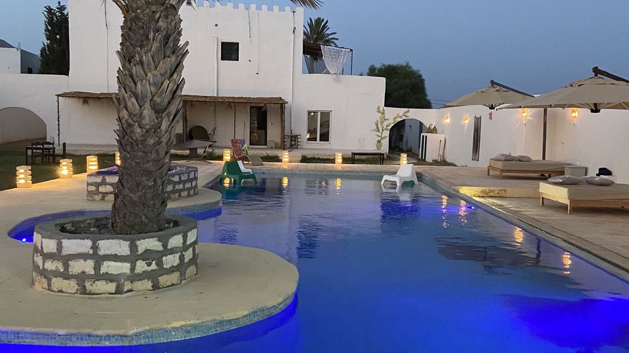 Photo of Outdoor in Erriadh