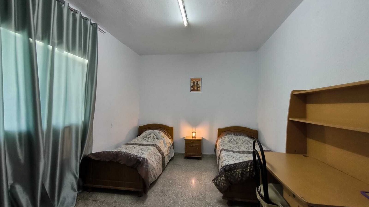 Photo of Bedroom in Pic ville