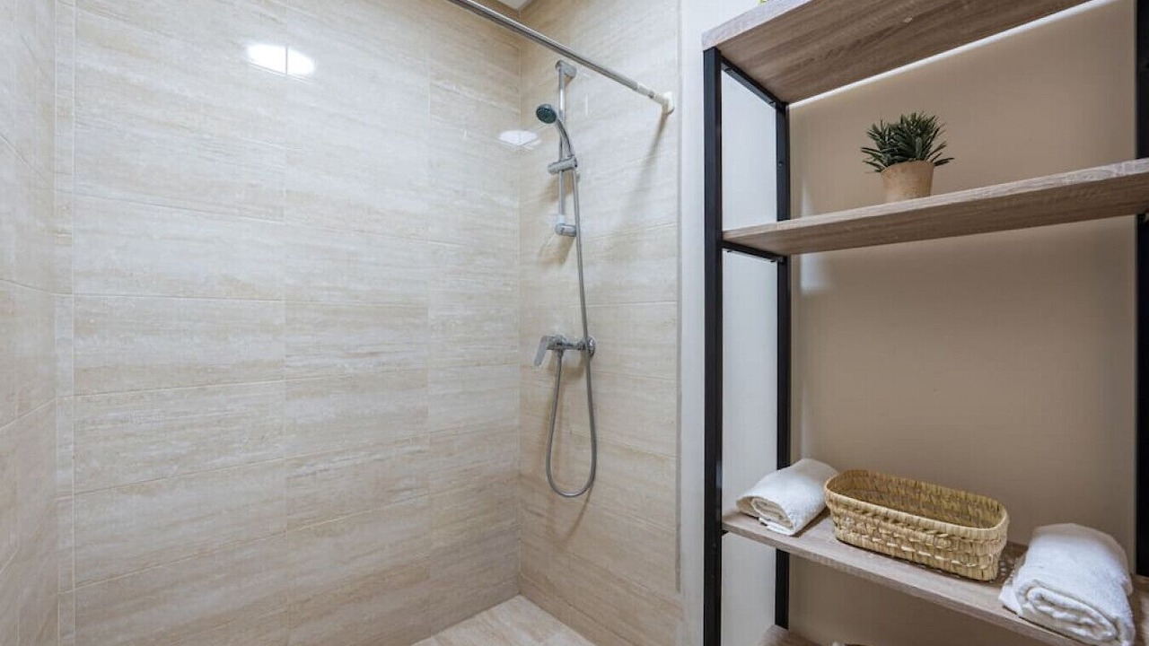 Photo of Bathroom in Menara