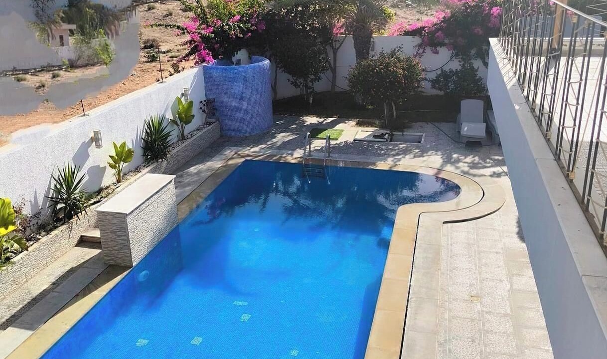 Photo of Outdoor in Triffa