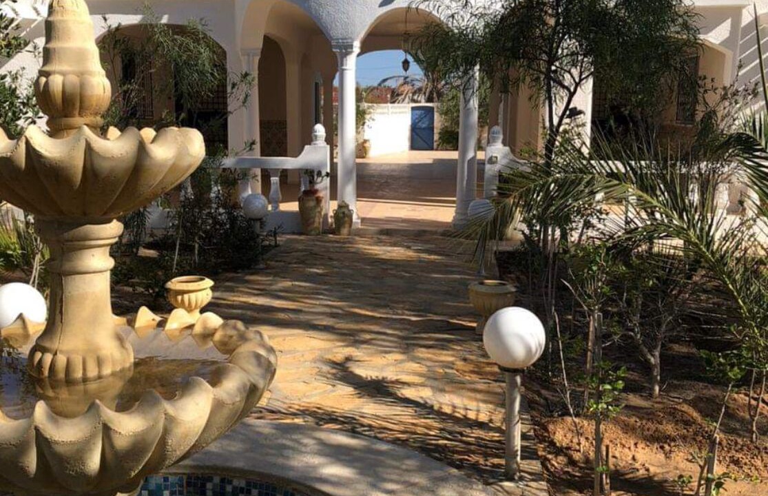Photo of Patio Balcony in Erriadh