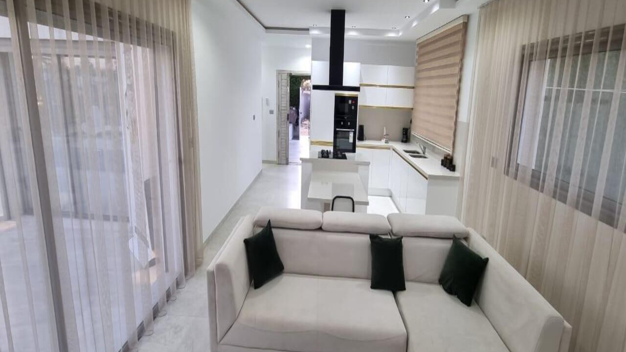Photo of Livingroom in Aghir
