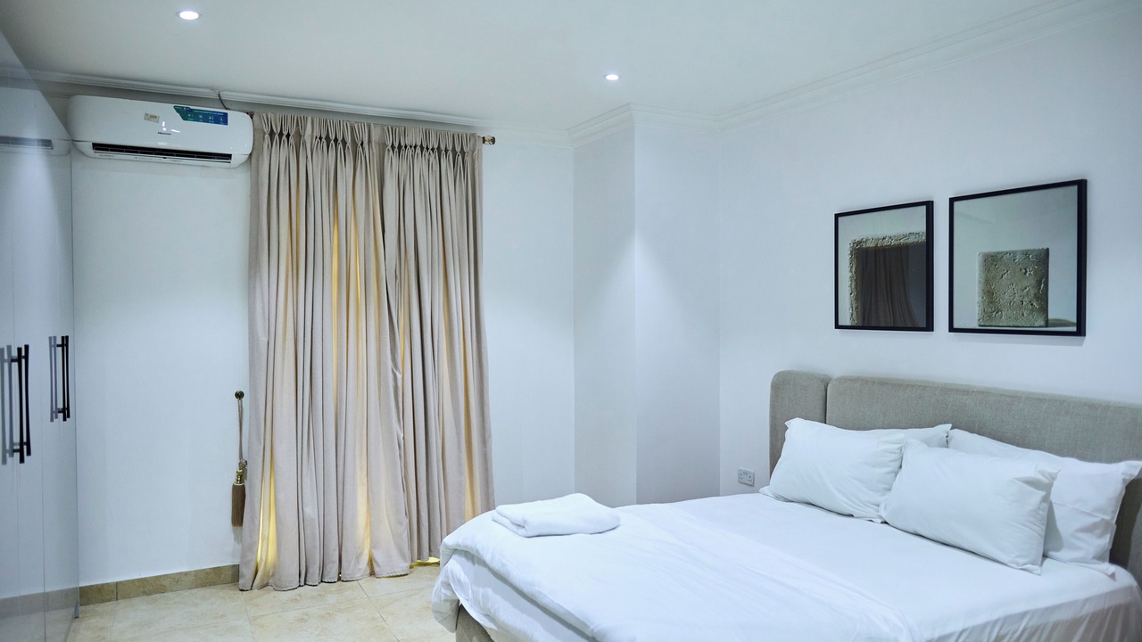 Photo of Bedroom in Ikoyi