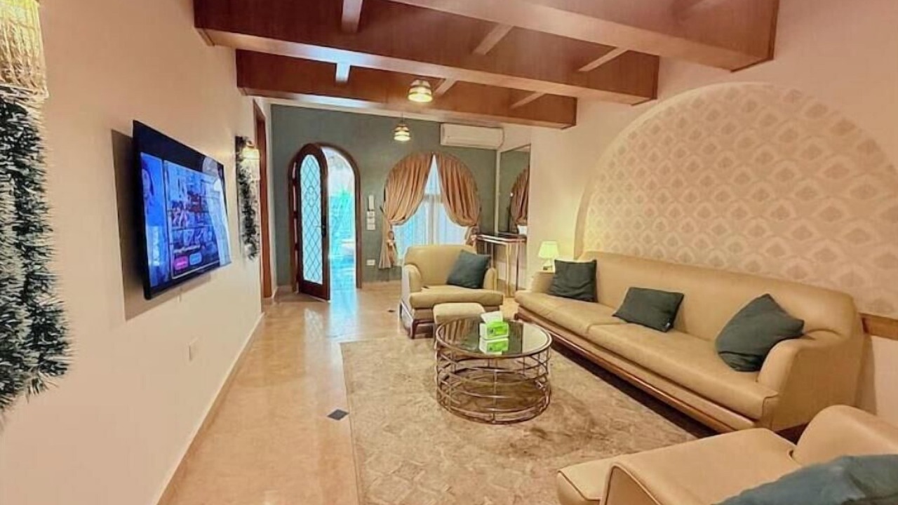Photo of Livingroom in The 5th Settlement