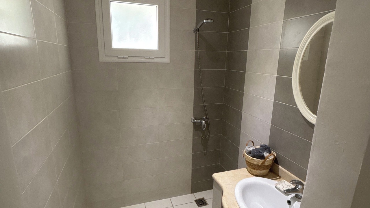 Photo of Bathroom in Arkou
