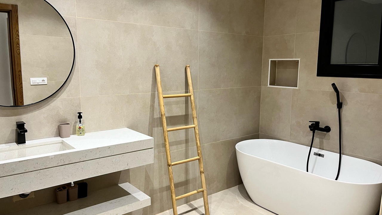 Photo of Bathroom in Aghir