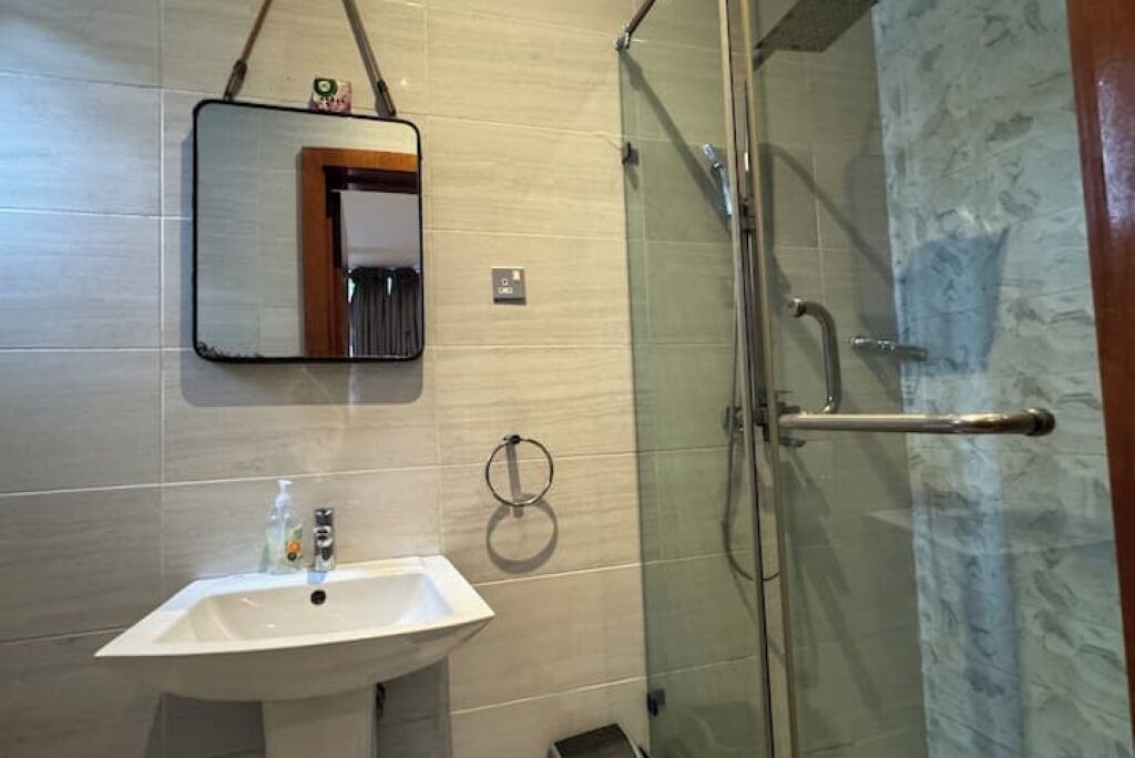 Photo of Bathroom in Ikoyi