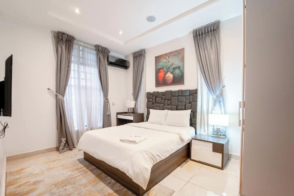 Photo of Bedroom in Ikoyi