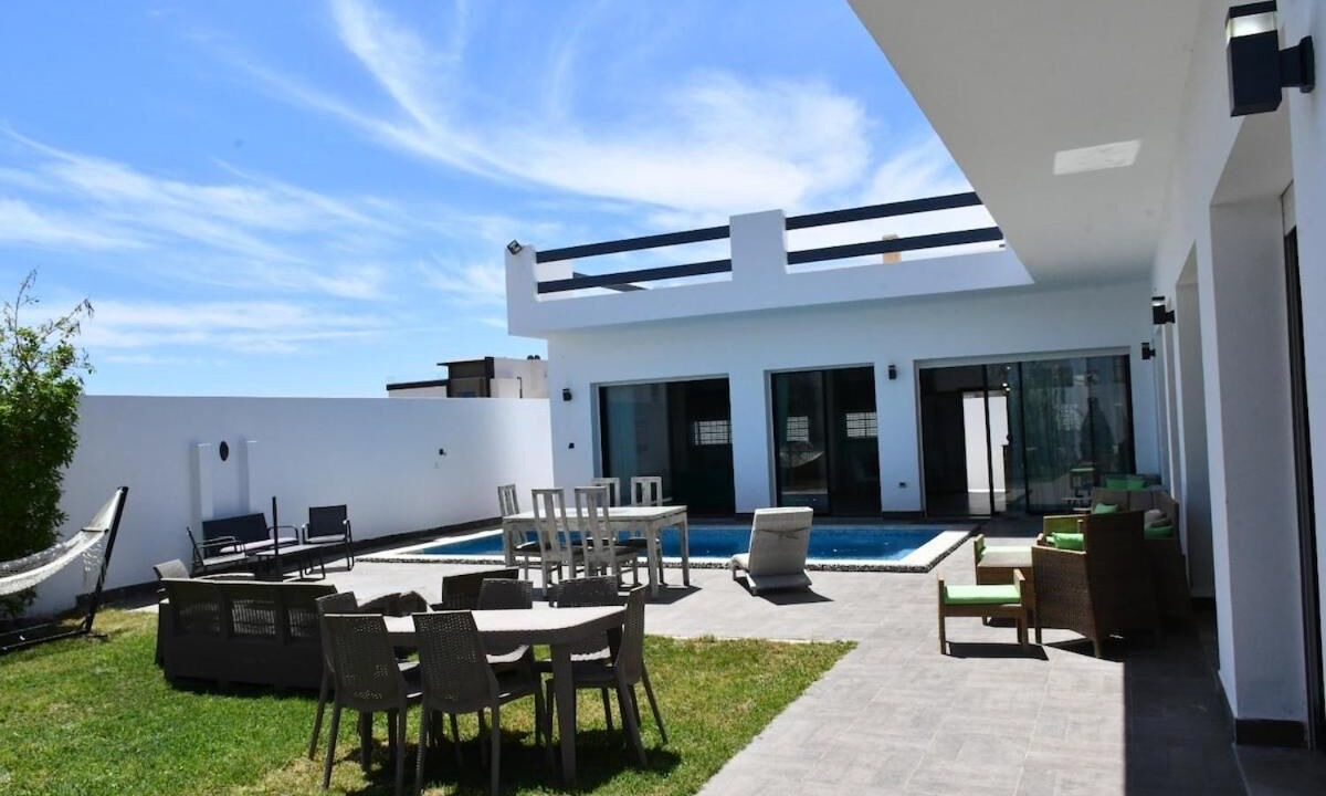 Photo of Outdoor in Yasmine