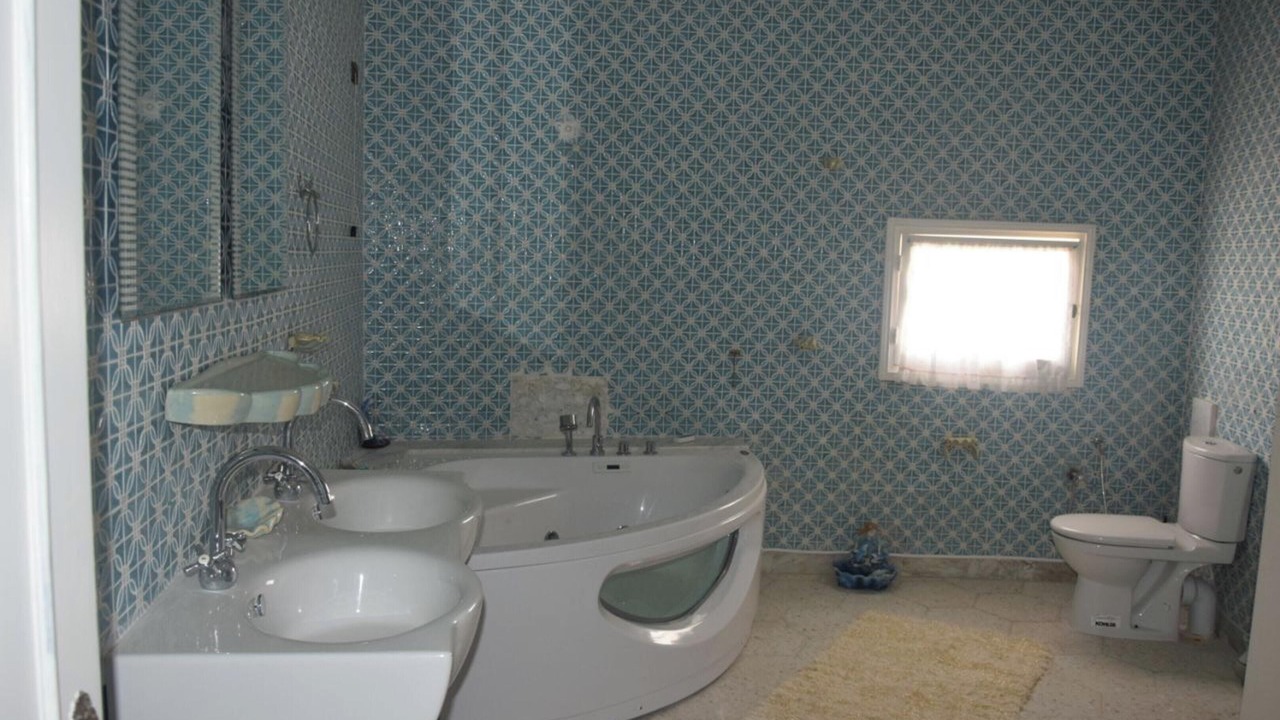 Photo of Bathroom in Sqanes