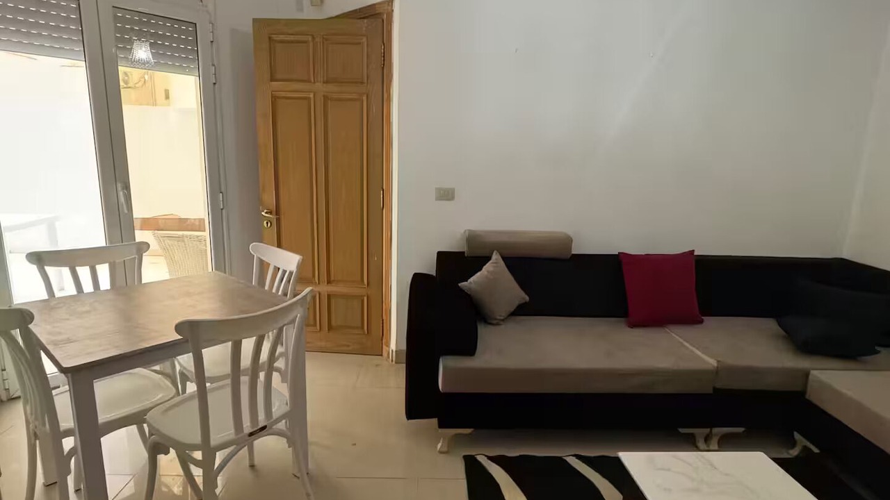 Photo of Livingroom in Ennasr