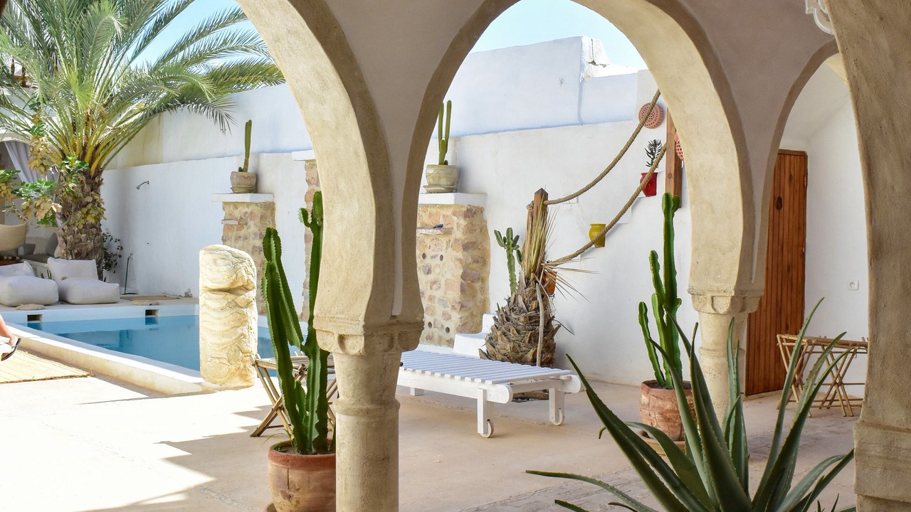 Photo of Outdoor in Erriadh
