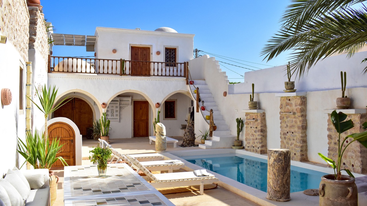 Photo of Outdoor in Erriadh