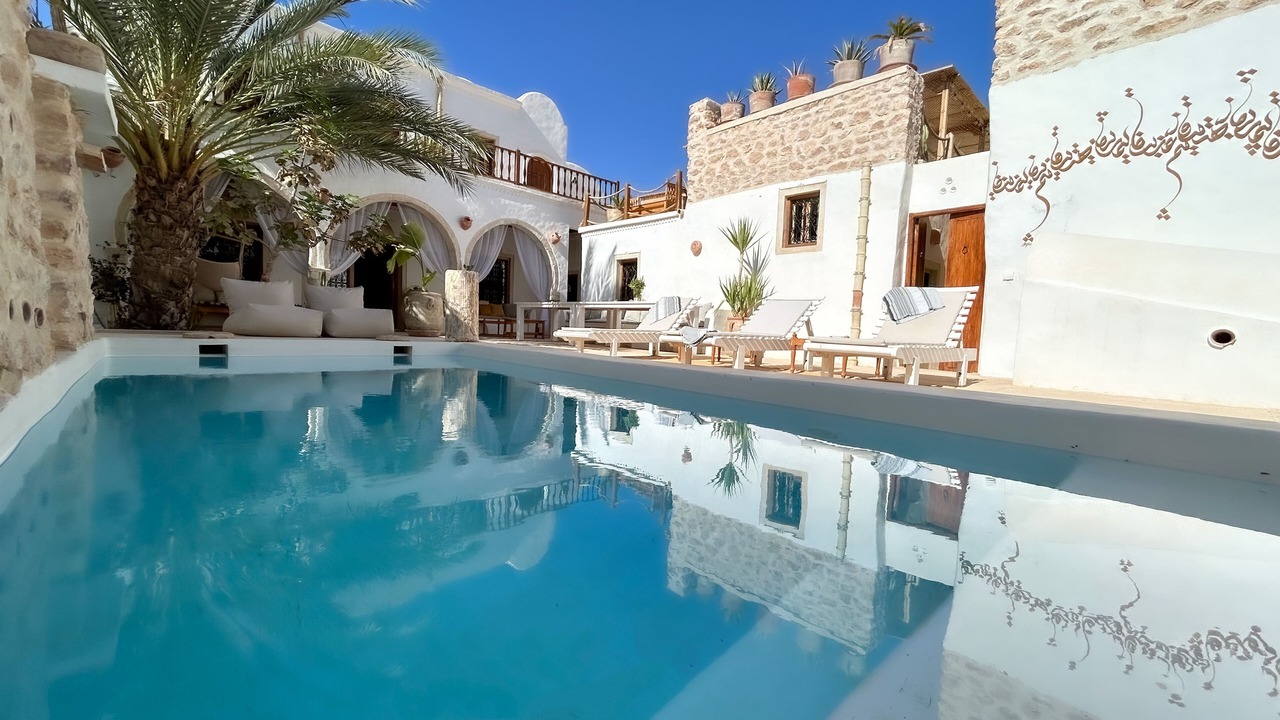 Photo of Outdoor in Erriadh