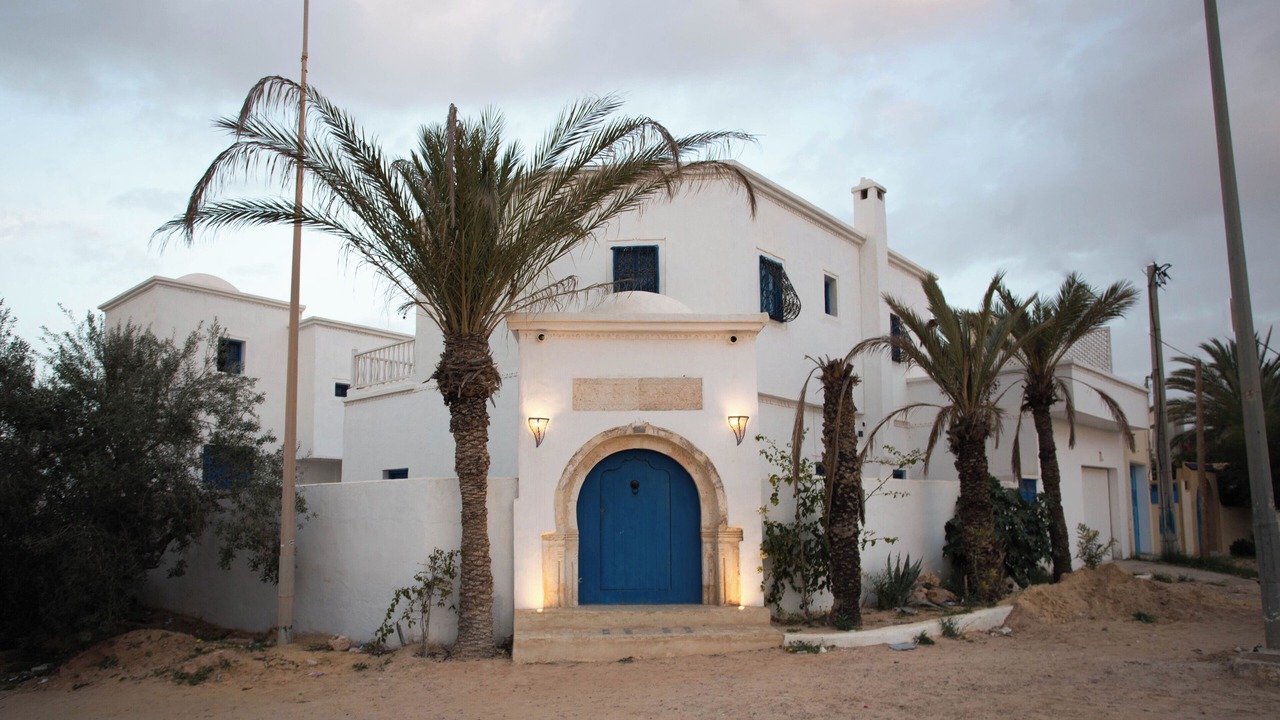 Photo of Outdoor in Erriadh