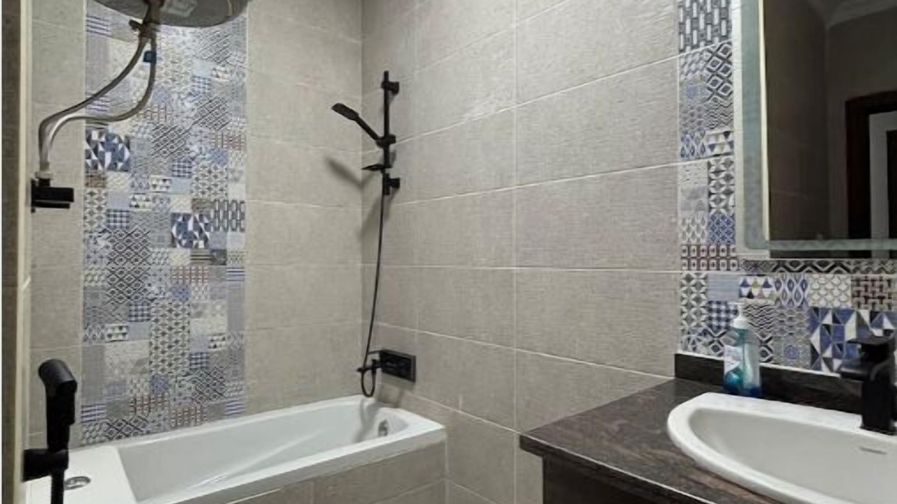 Photo of Bathroom in Warraq al Arab