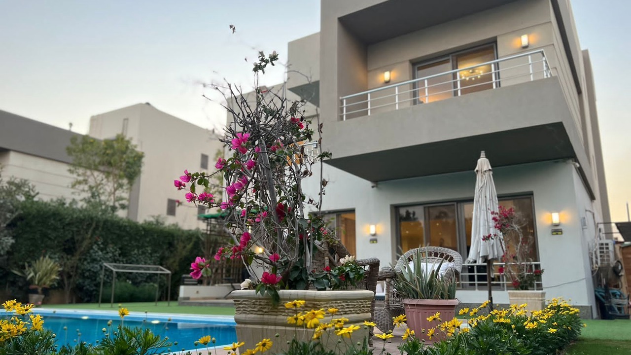 Photo of Outdoor in Sheikh Zayed City