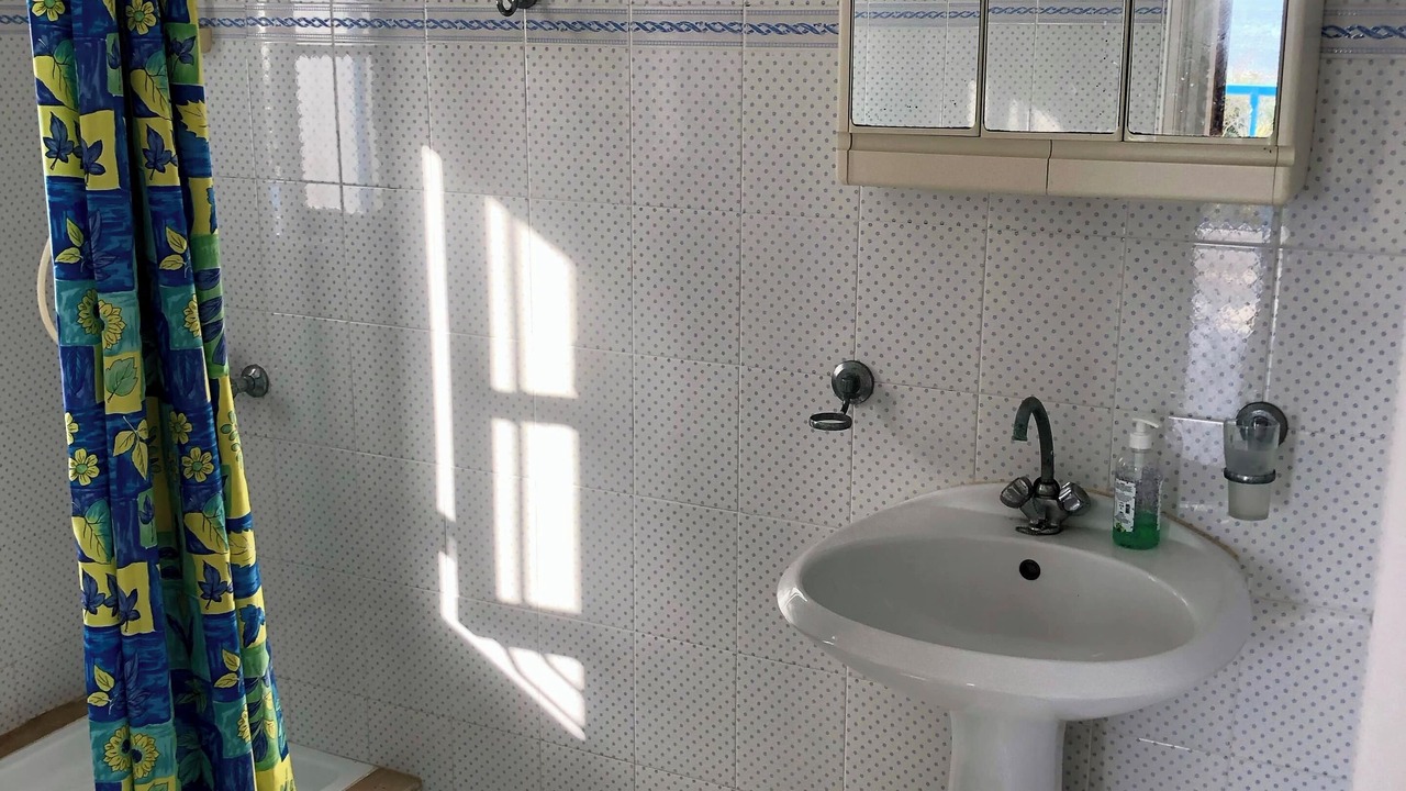 Photo of Bathroom in Gharbi