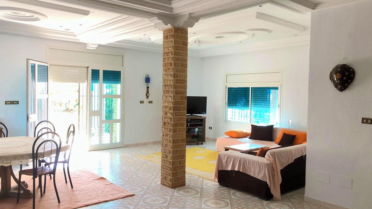 Photo of Livingroom in Gharbi