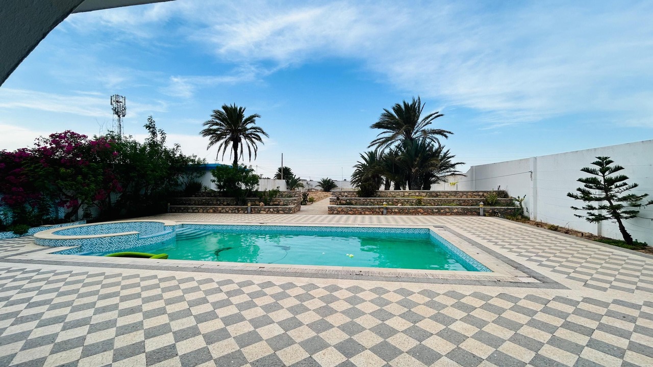 Photo of Outdoor in Gharbi