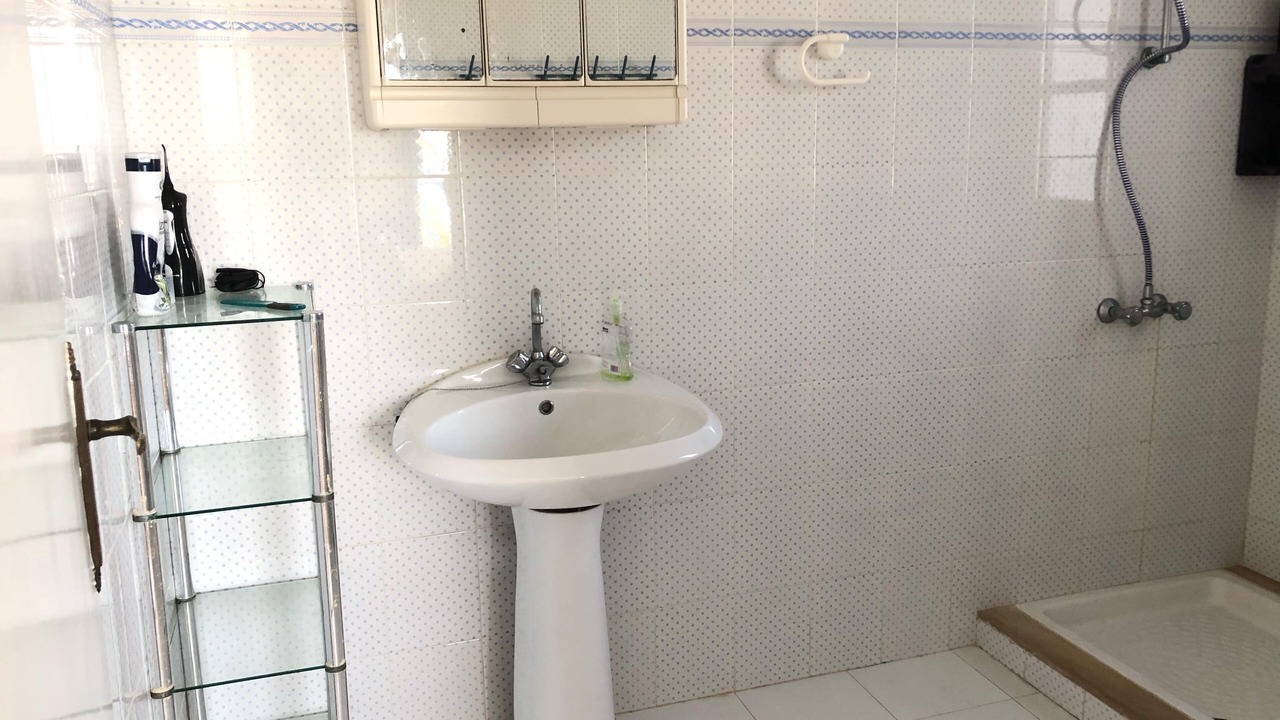 Photo of Bathroom in Gharbi