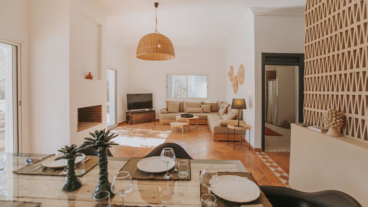 Photo of Livingroom in District of Sidi Youssef Ben Ali