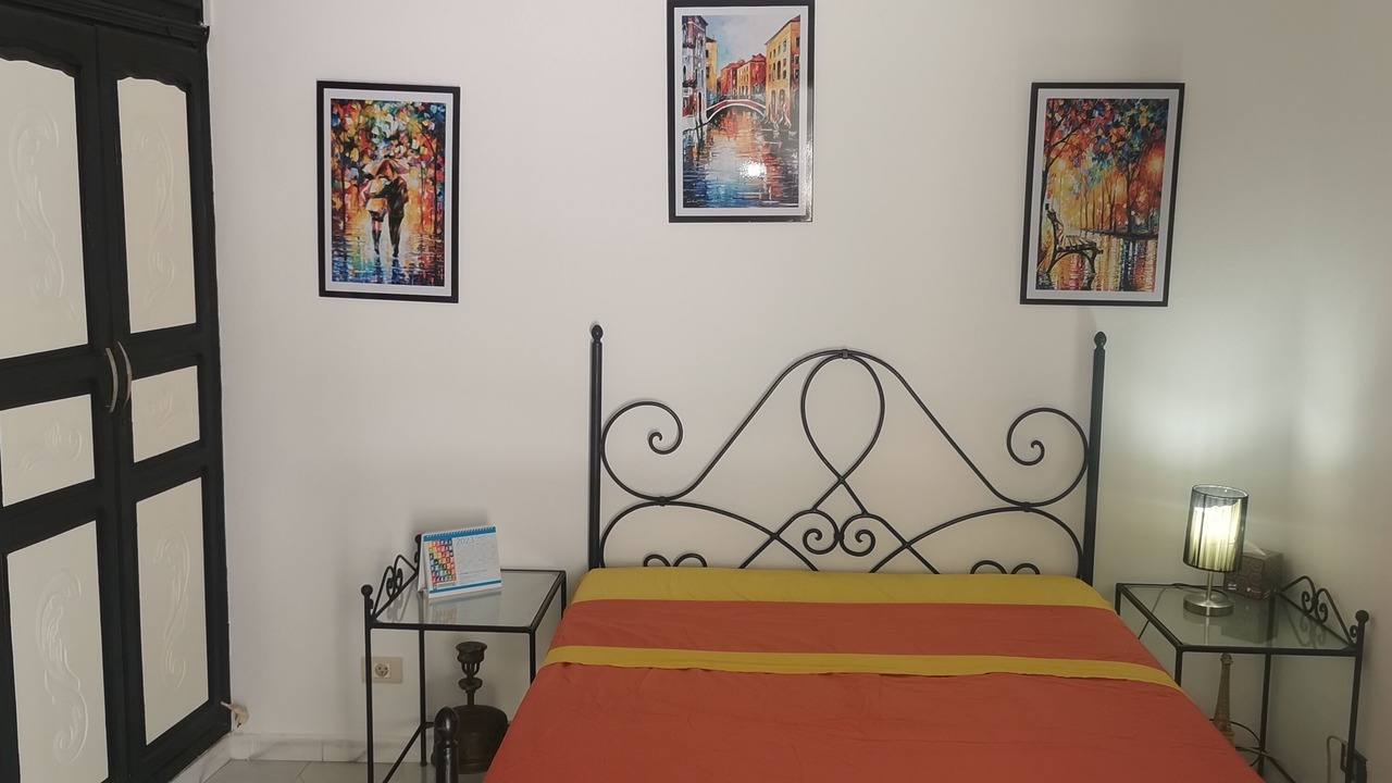 Photo of Bedroom in El Hafsia