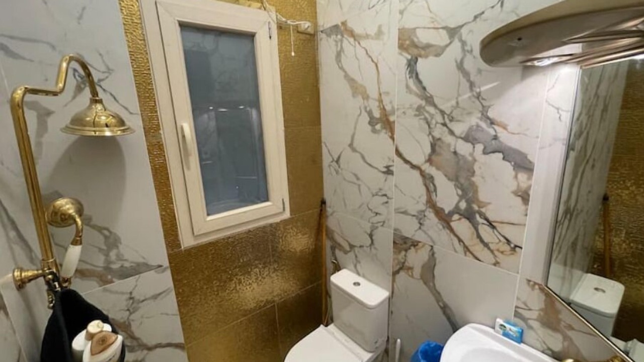 Photo of Bathroom in Garden City