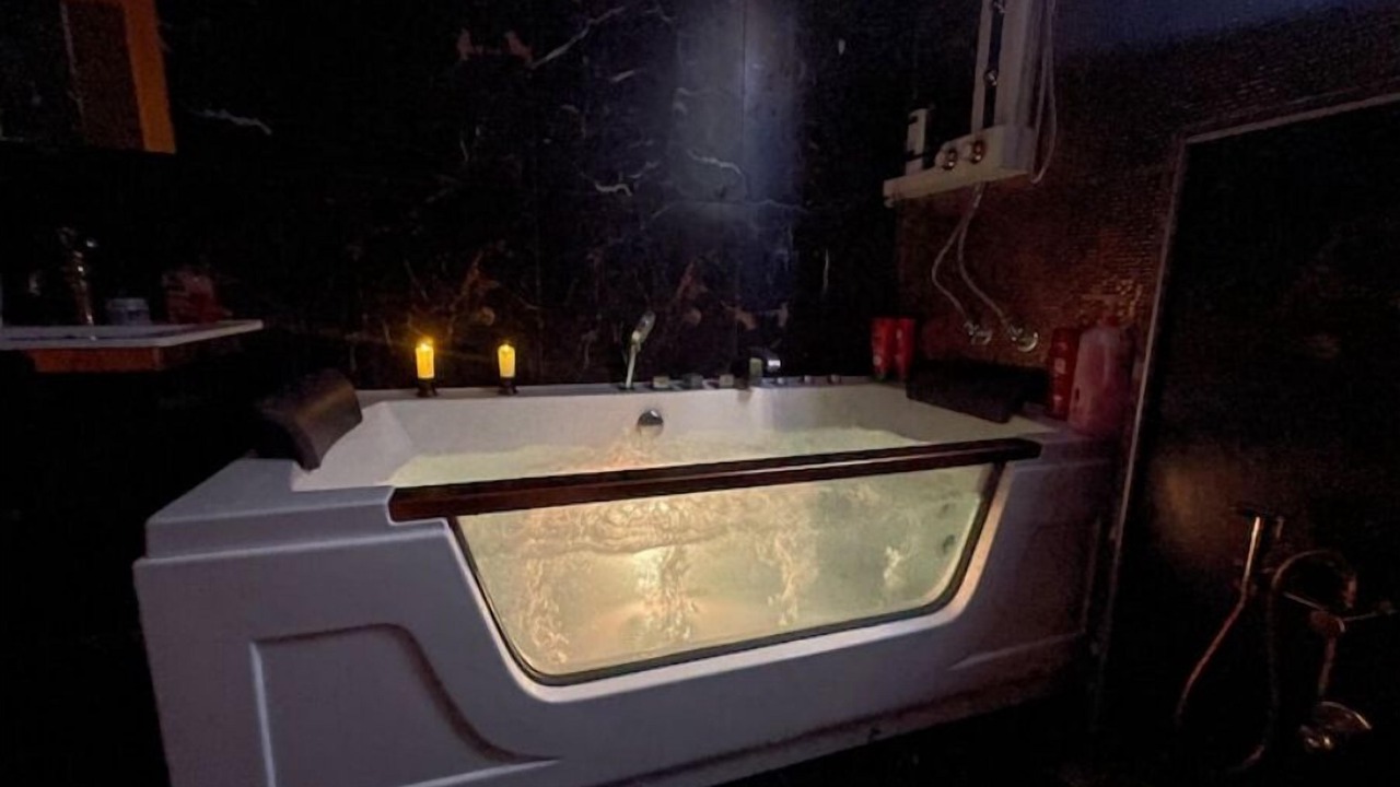 Photo of Bathroom in Garden City