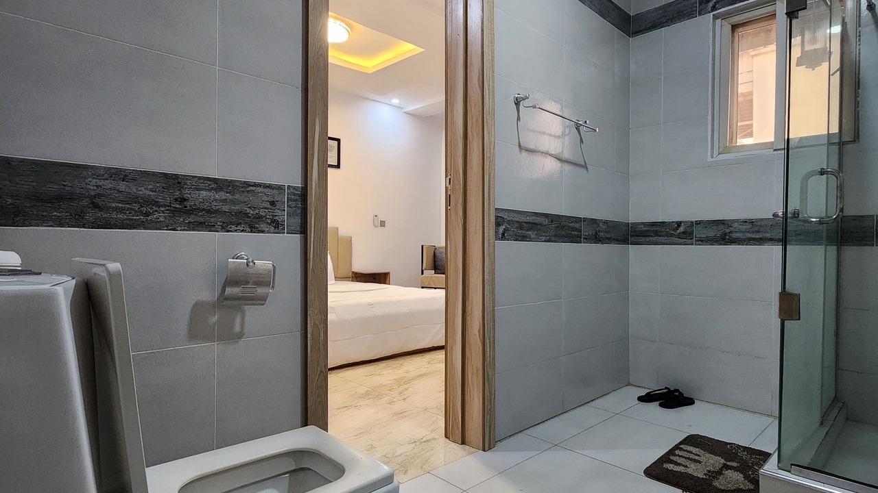 Photo of Bathroom in Ofin