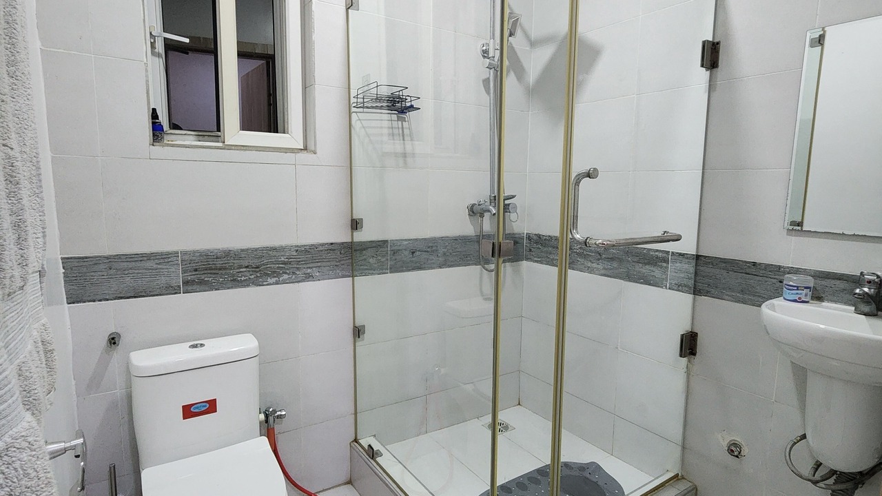 Photo of Bathroom in Ofin