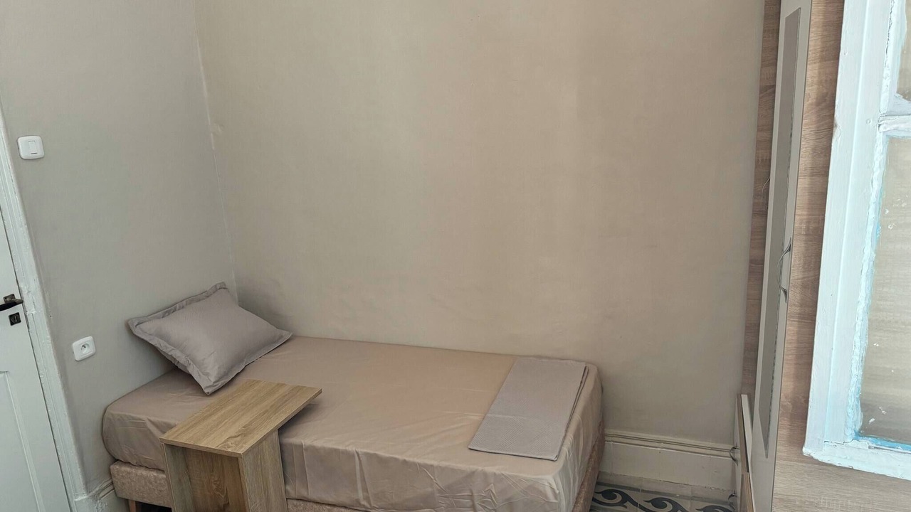 Photo of Bedroom in Bab Bhar