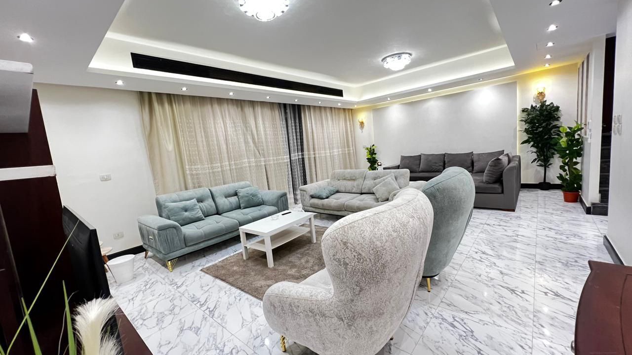 Photo of Livingroom in Sheikh Zayed City