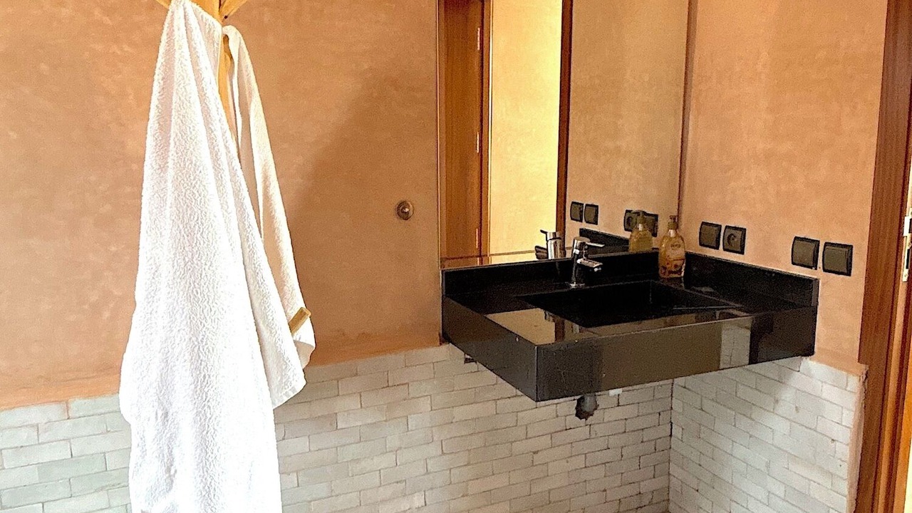 Photo of Bathroom in Annakhil