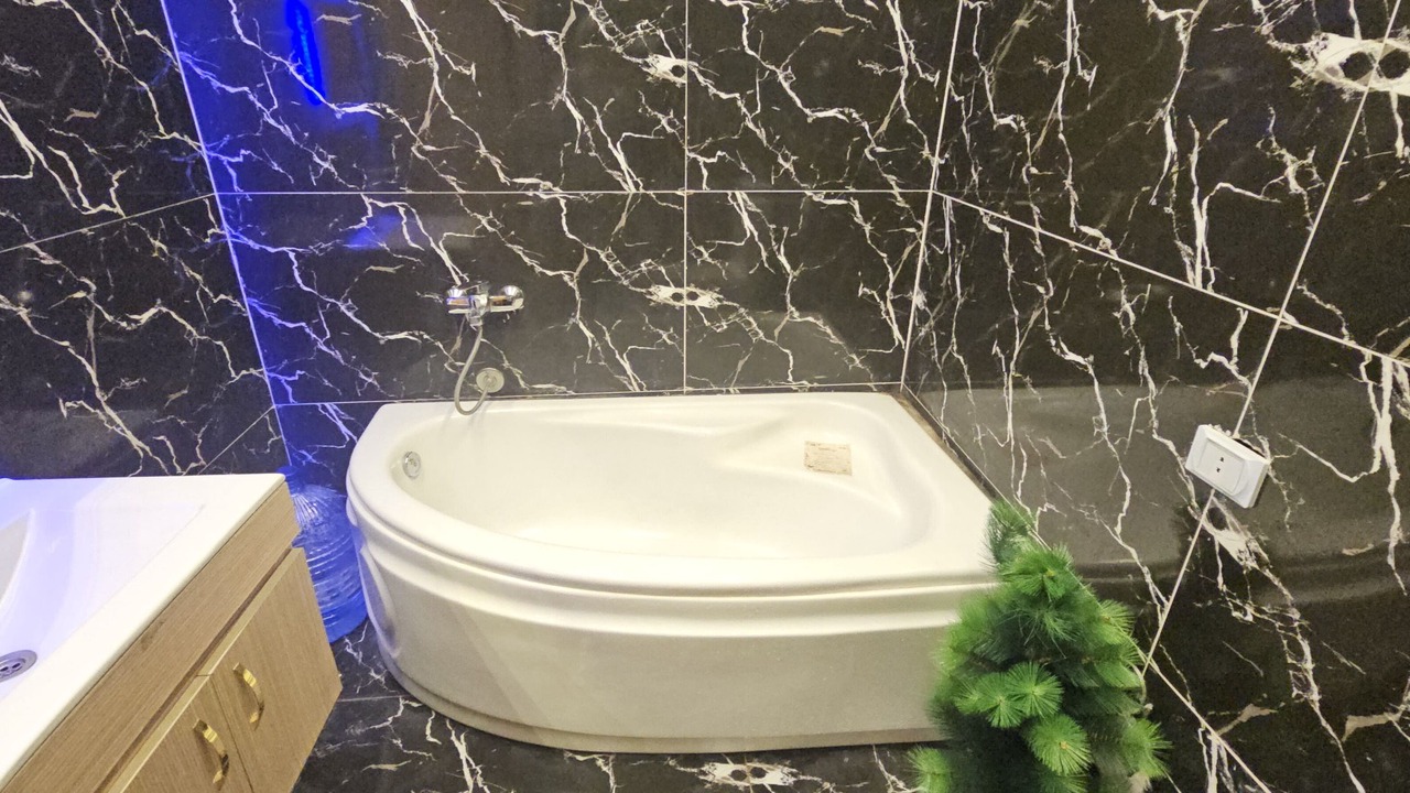 Photo of Bathroom in Pyramids Gardens