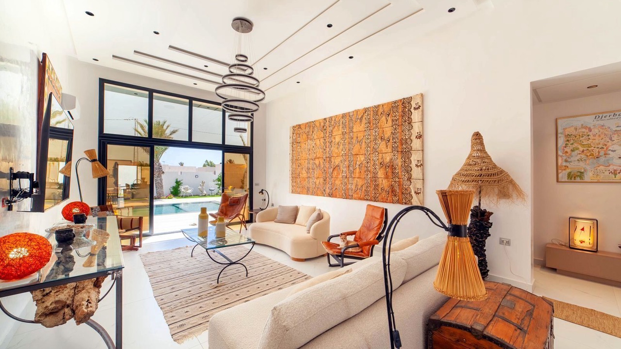 Photo of Livingroom in Aghir