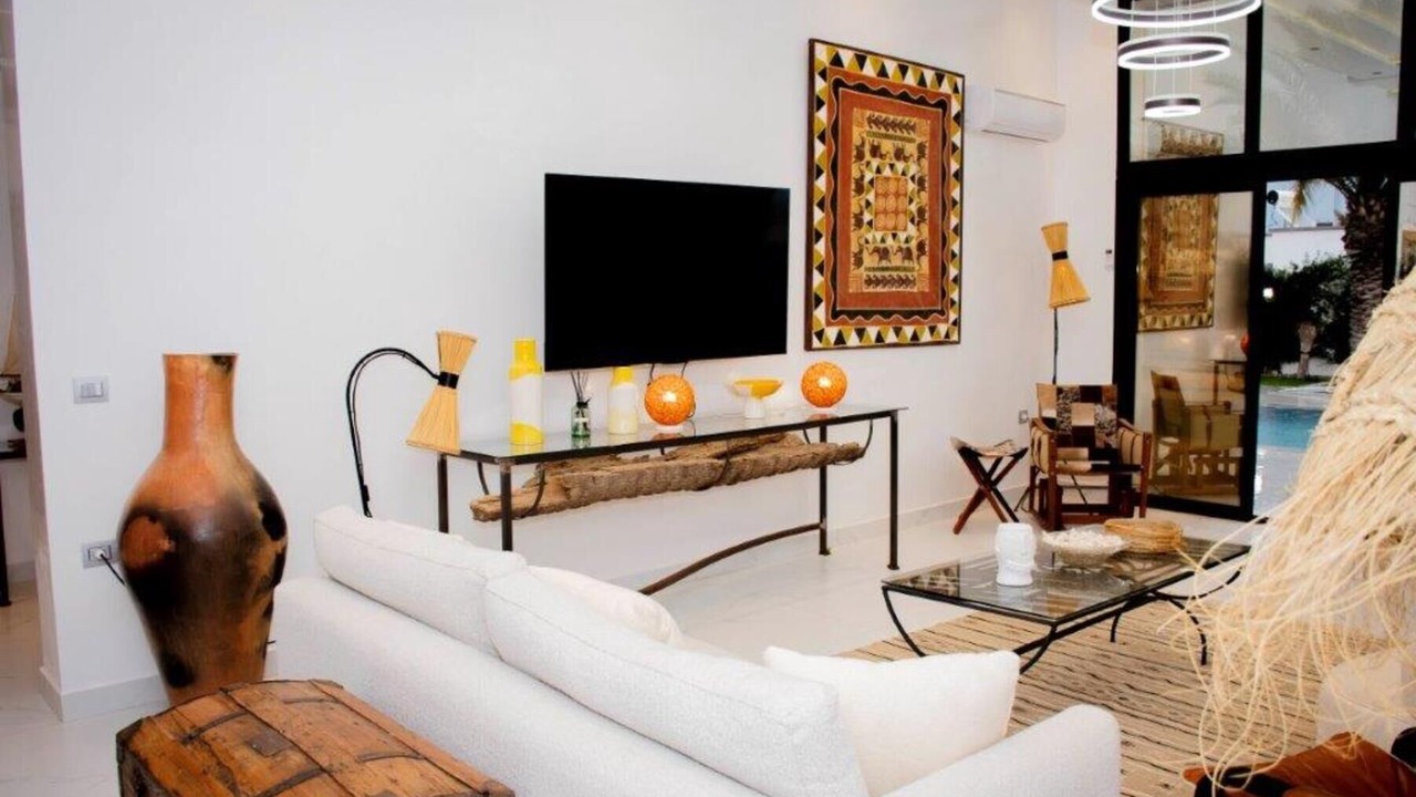 Photo of Livingroom in Aghir