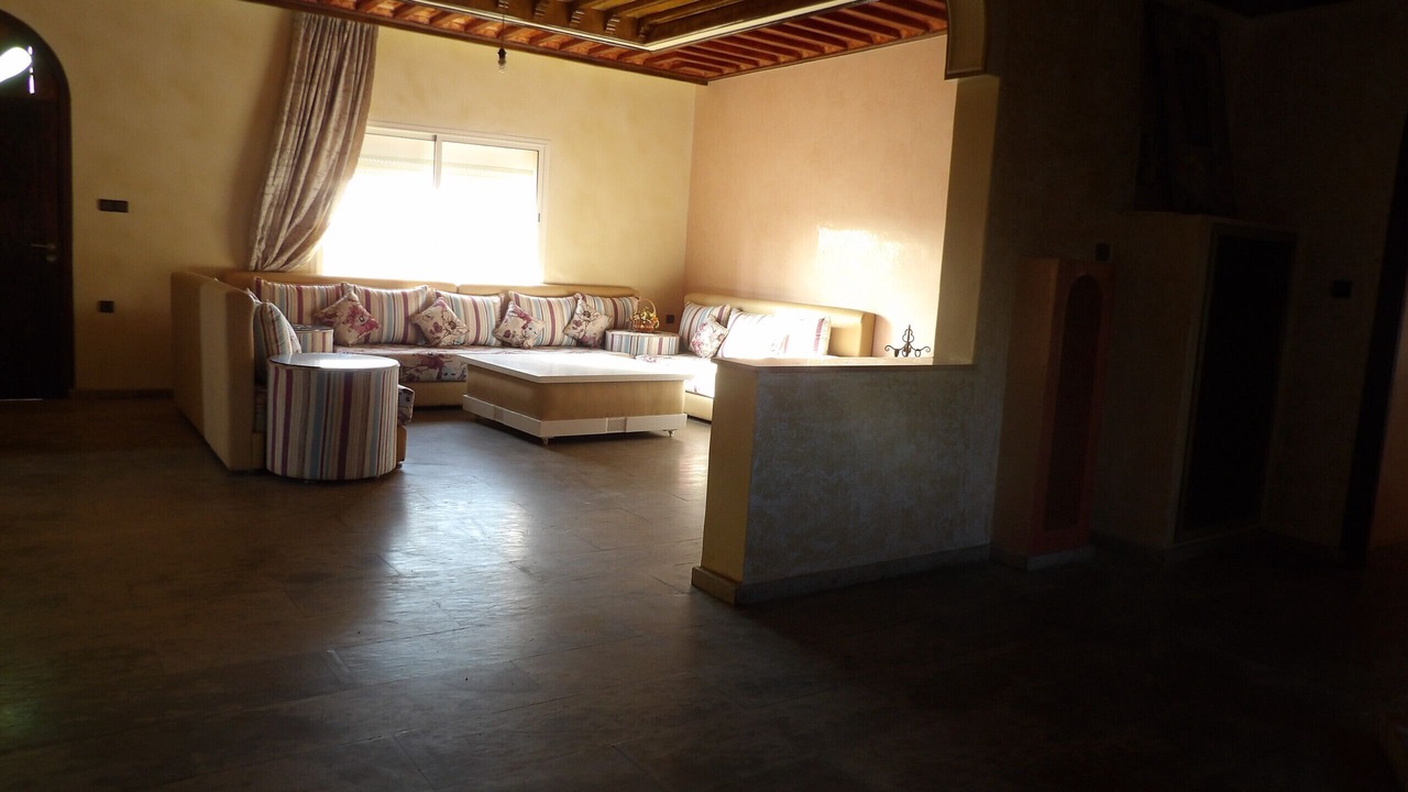 Photo of Livingroom in Afrate Haissoun