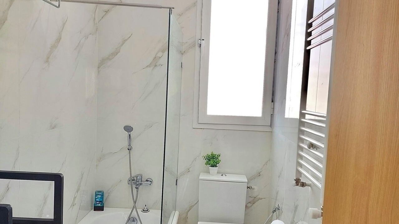 Photo of Bathroom in La Fayette