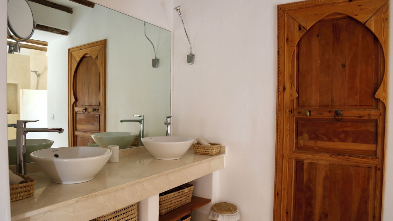 Photo of Bathroom in Jaidate