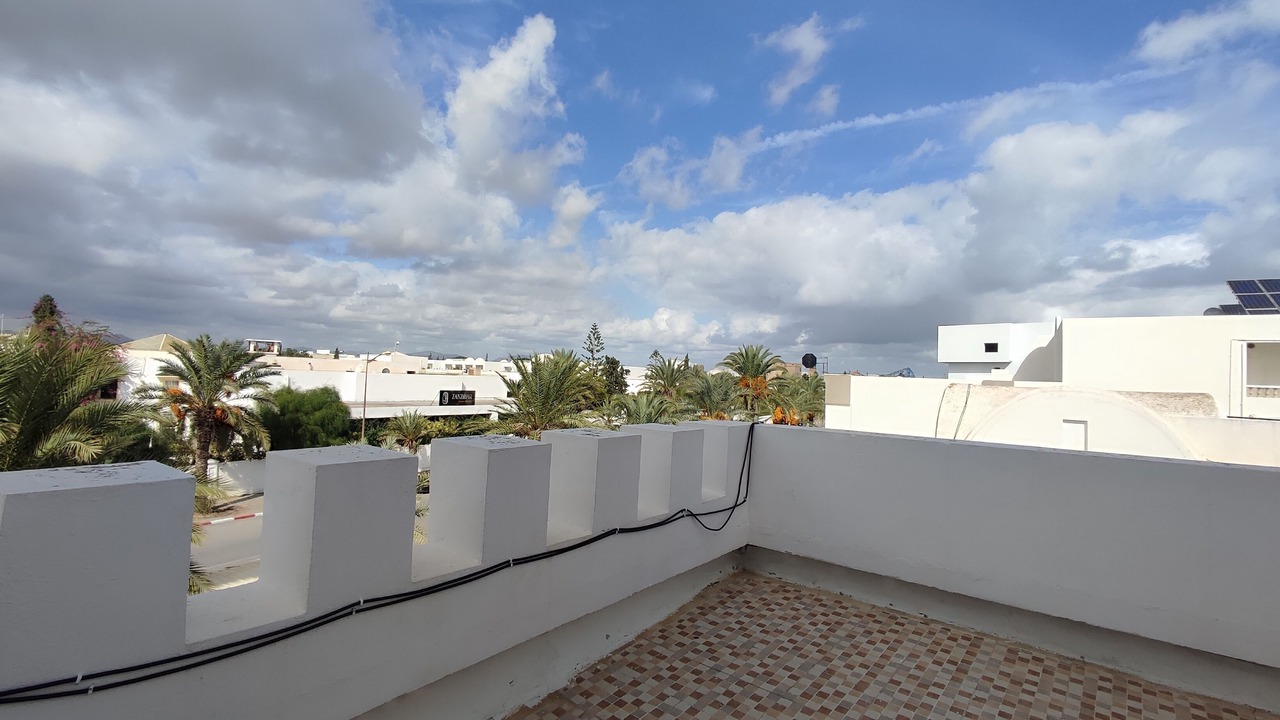 Photo of Outdoor in Yasmine