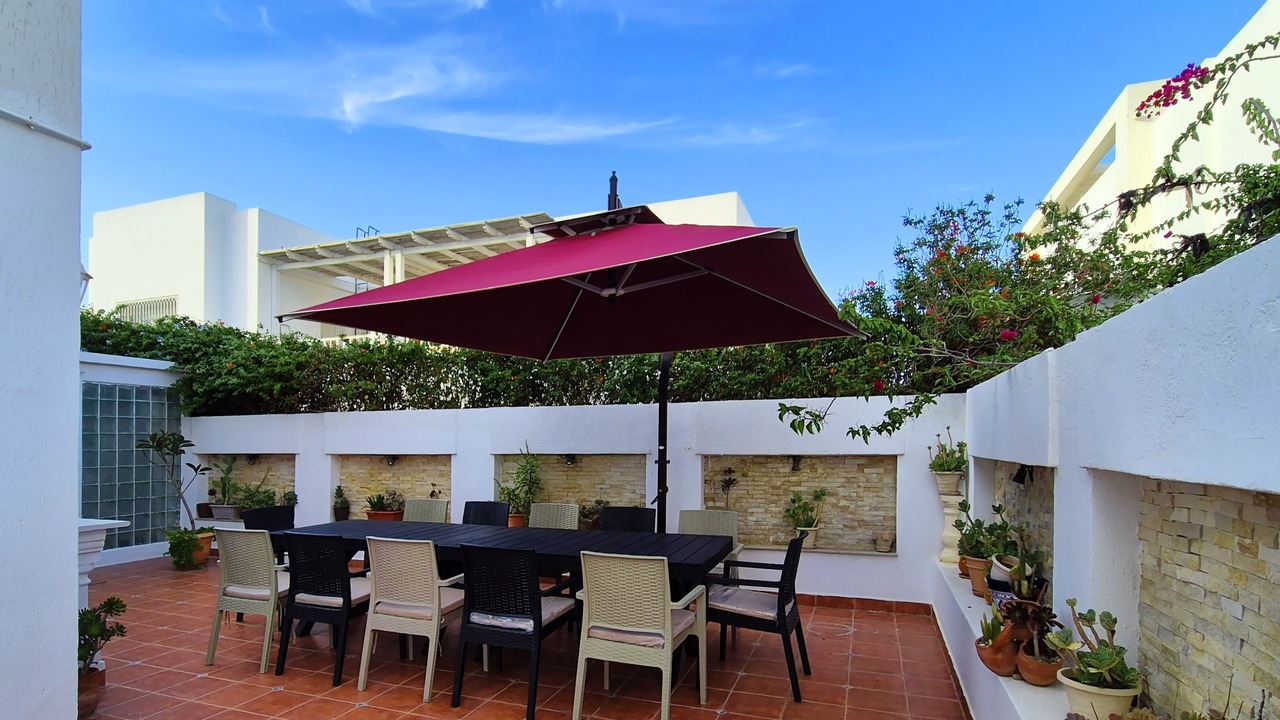 Photo of Outdoor in Tunis