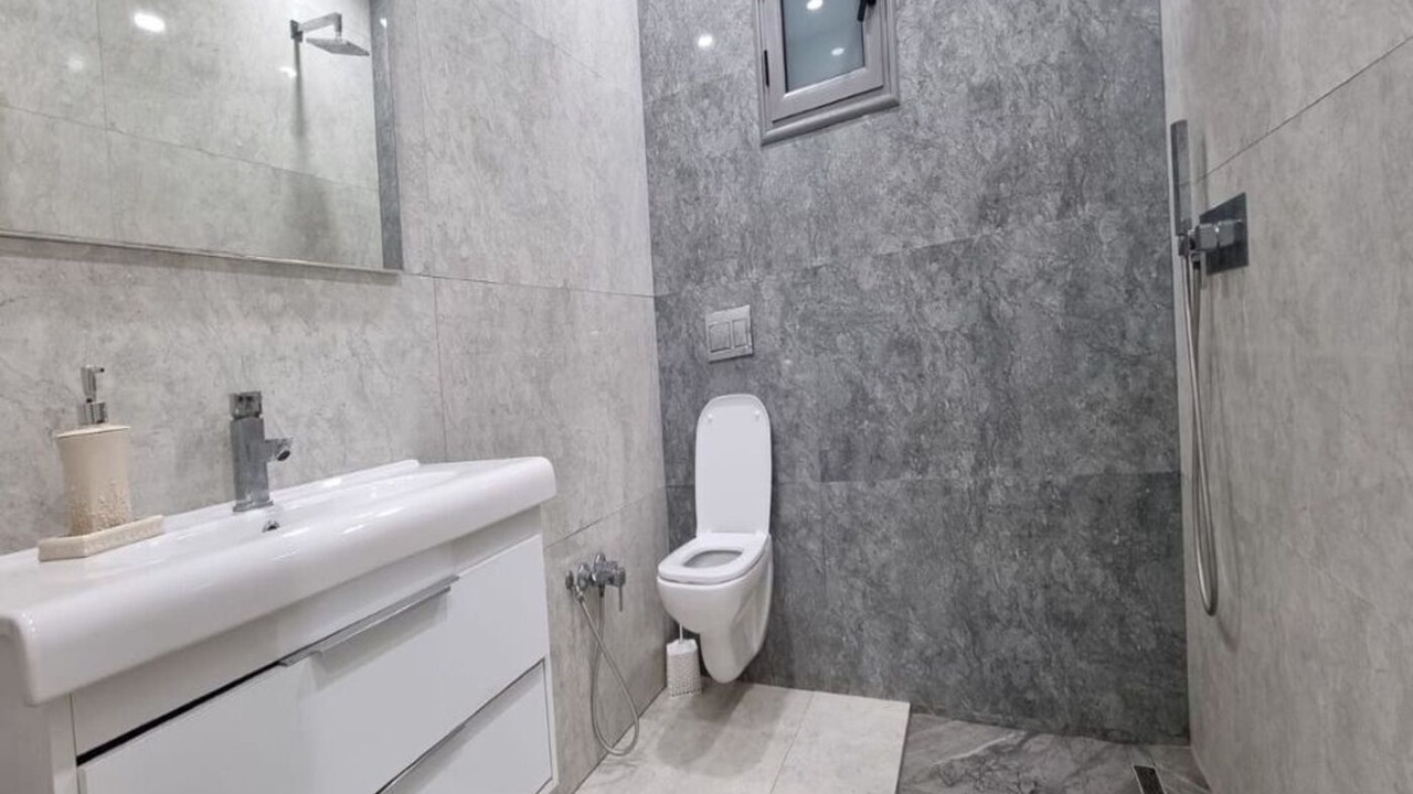 Photo of Bathroom in Aghir