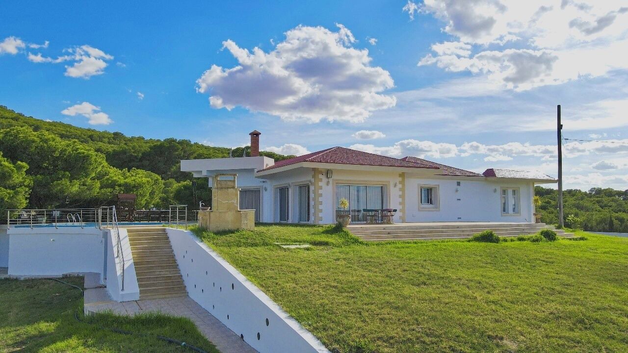 Photo of Outdoor in Fahs