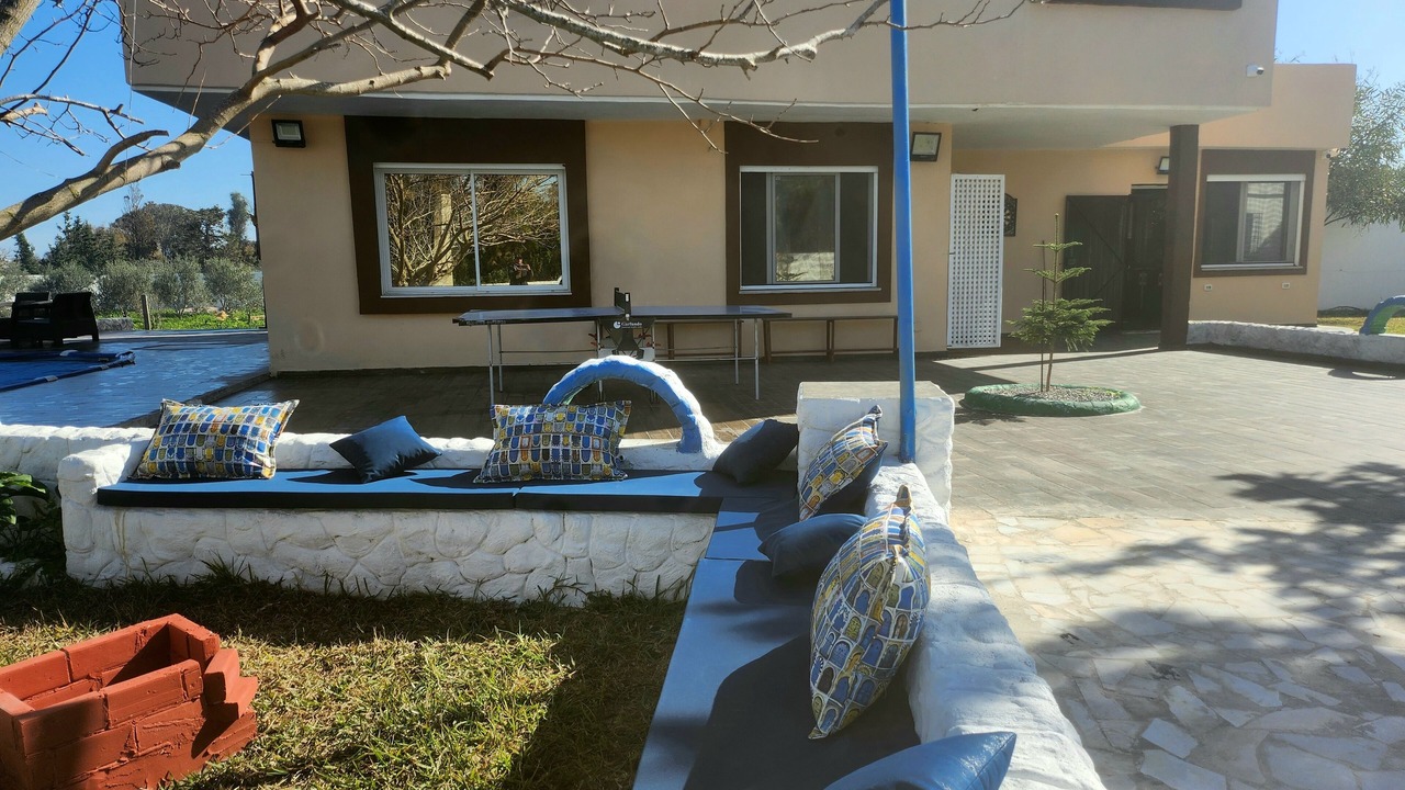 Photo of Patio Balcony in Ras Jebel