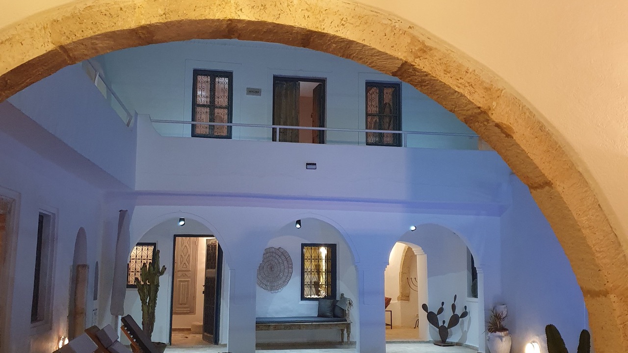 Photo of Outdoor in Erriadh