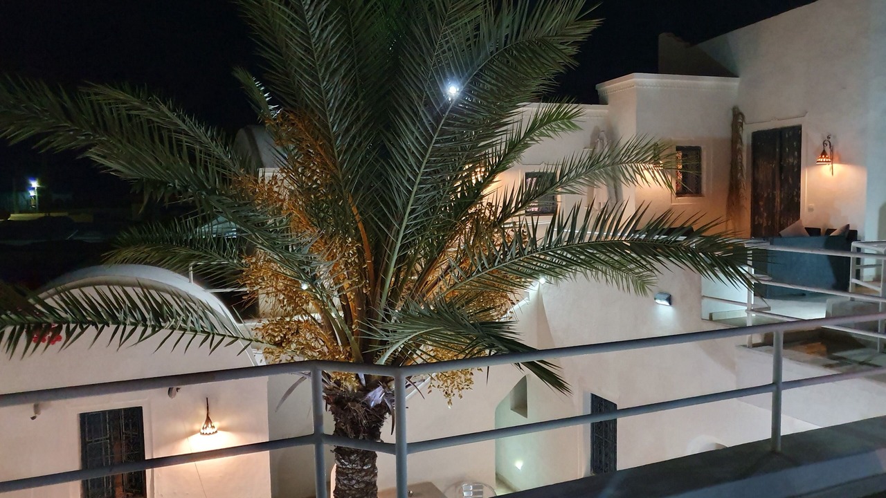 Photo of Patio Balcony in Erriadh