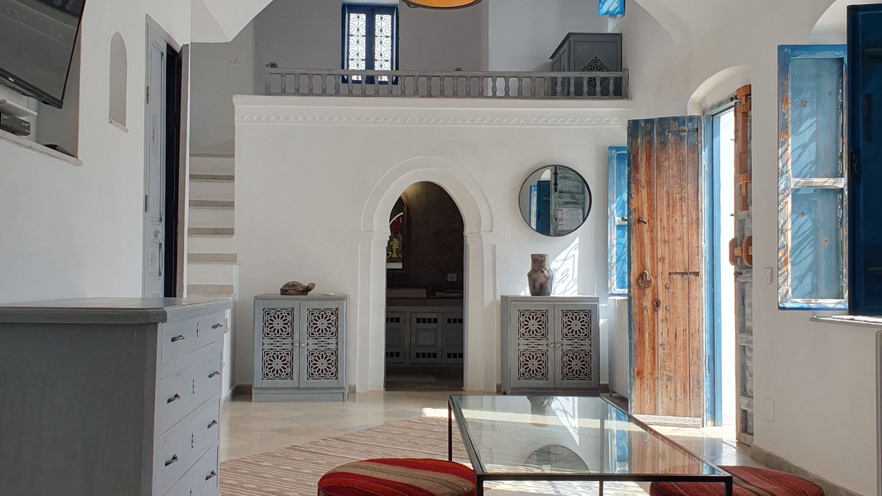 Photo of Others in Erriadh