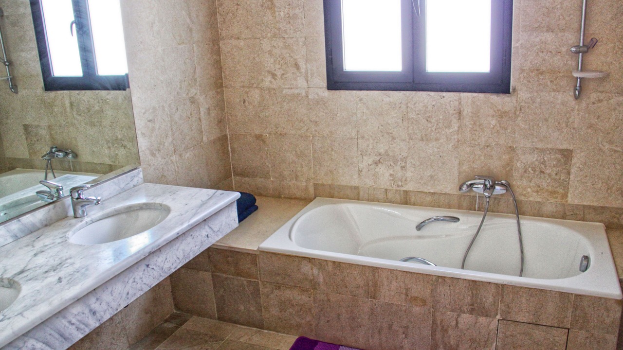 Photo of Bathroom in La Marsa