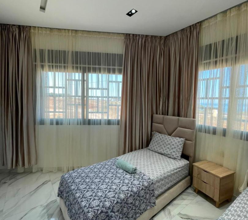 Photo of Bedroom in Azla
